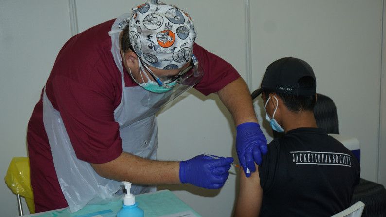 31 Juta Orang Indonesia Sudah Mendapat Vaksin Lengkap COVID-19