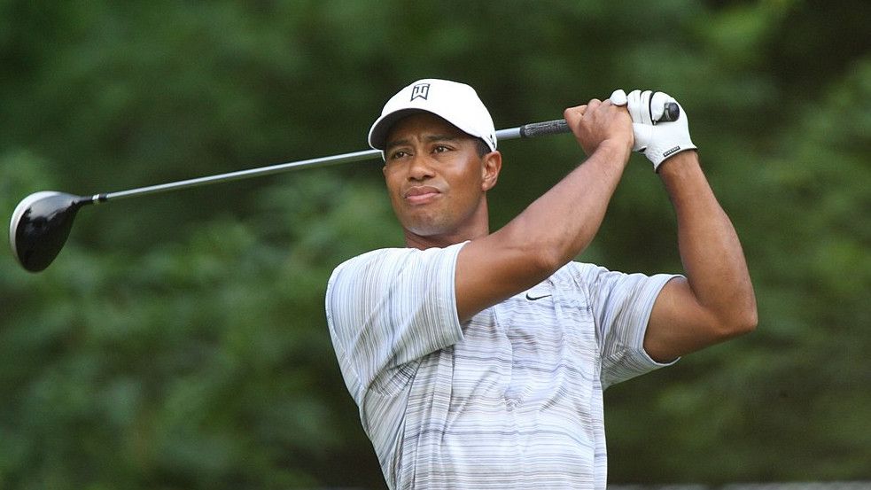 Mobil Tiger Woods Melaju 140 Km/Jam Saat Kecelakaan Parah