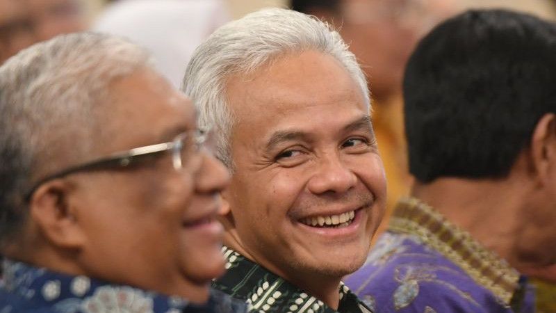 Ganjar Beri Pesan ke Pj Gubernur Jateng yang Ditunjuk Jokowi: Pak Nana Sudjana Tolong Jaga Integritas..