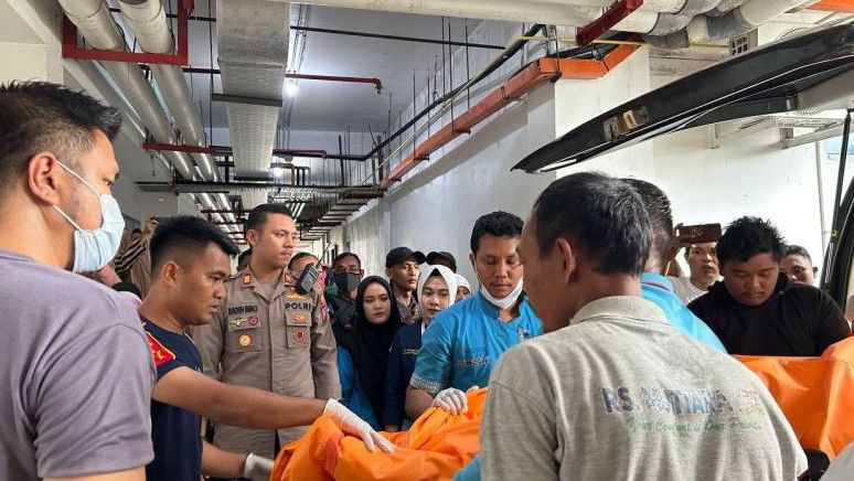 10 Orang Meninggal Dunia, 21 Orang Luka-luka Akibat Kebakaran Kapal Tanker di Kota Batam