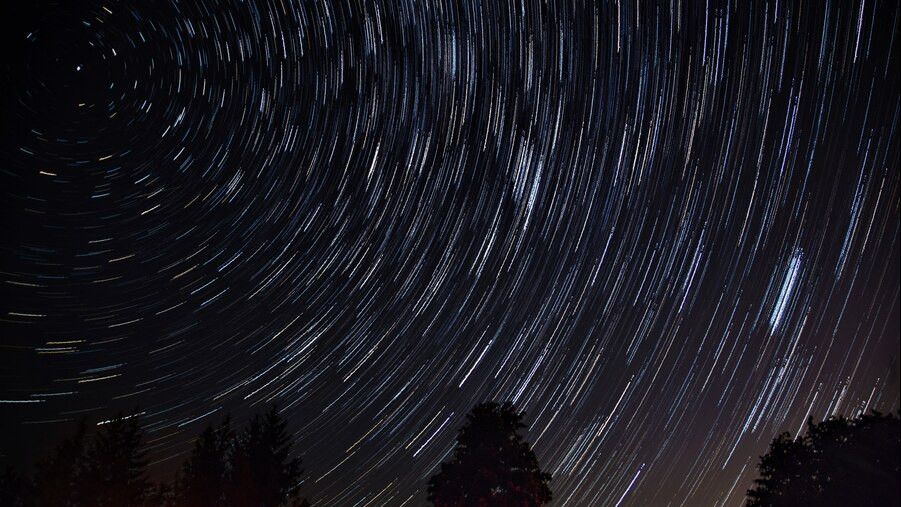 Mengenal Hujan Meteor Perseid yang Akan Menghiasi Langit Malam Agustus