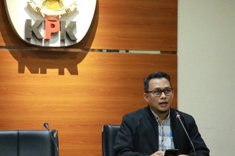 KPK Cecar Edhy Prabowo Soal Tim Uji Tuntas Perantara Fee Ekspor Benih Lobster