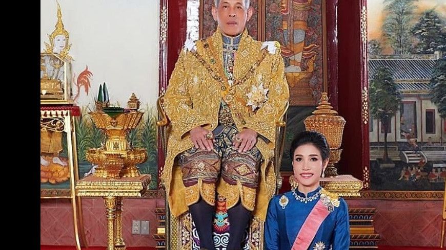 Ingin Singkirkan Permaisuri, Pesona Sineenat, Selir Raja Thailand yang Foto Syurnya Bocor
