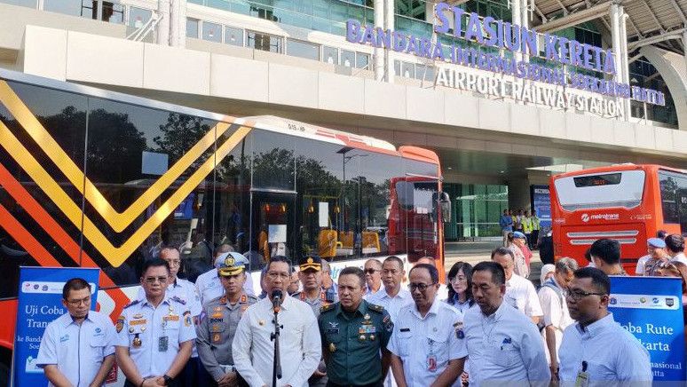 TransJakarta Operasikan 10 Bus Rute Terminal Kalideres-Bandara Soetta, Heru: Satu Hari Bisa Angkut 2.500 Penumpang