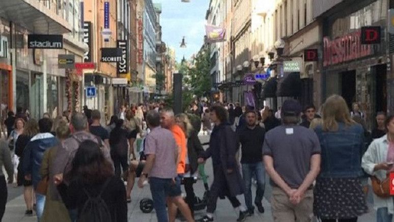 Pria Swedia Lakukan Penusukan ke 8 Orang, Polisi Selidiki 'Motif Teror' Pelaku