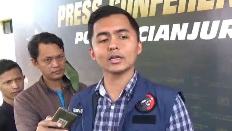 Polisi Tetapkan Dewas RSUD Pagelaran Cianjur Jadi Tersangka Kasus Penganiayaan Mahasiswa yang Pertanyakan Agenda Umrah Bareng Pejabat