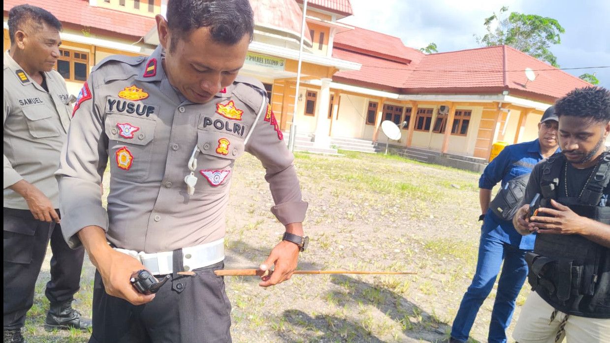 Rapat Pleno di Kantor Bawaslu Papua Pengunungan Ricuh, Dua Anggota Polres Yalimo Terluka