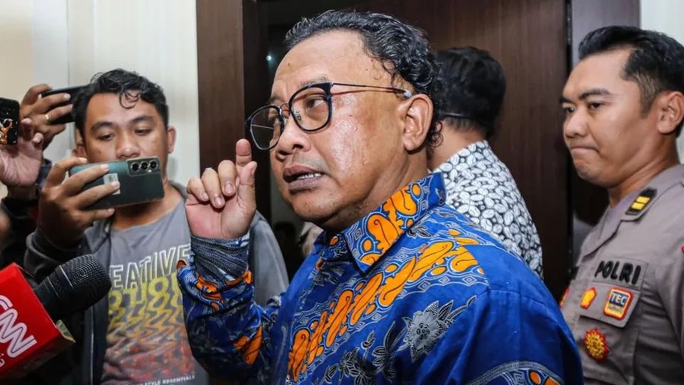 Kompolnas Surati Presiden Prabowo Minta Evaluasi Penggunaan Senpi oleh Anggota Polri