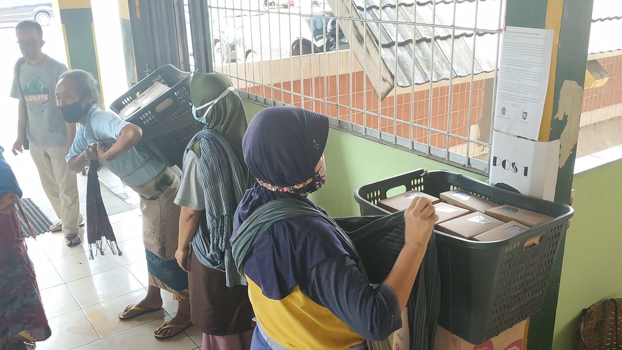 Diduga Tak Transparan, Donasi Rp800 Juta untuk Dapur Umum Buruh Gendong di Jogja Bersengketa