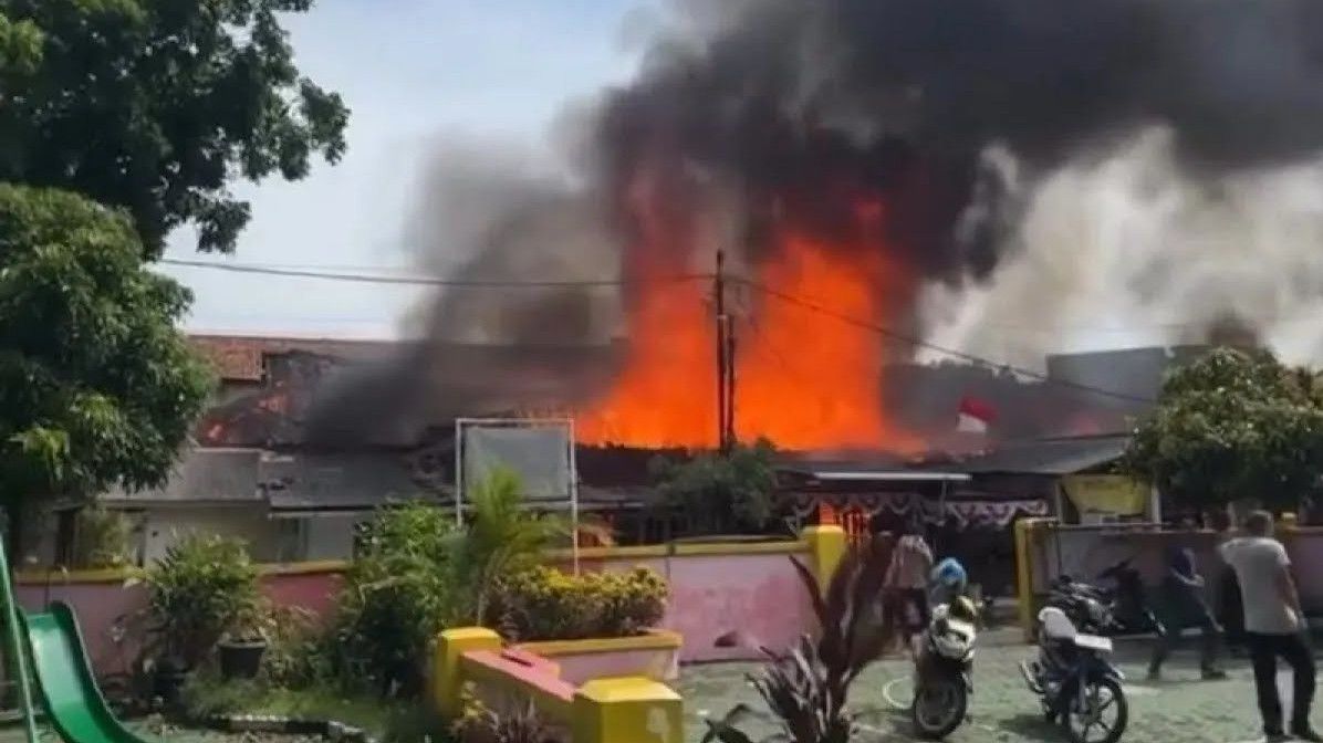 20 Rumah di Asrama Polri Tangsel Terbakar, Ini Penyebabnya 