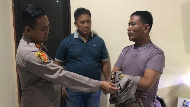 Polisi Gadungan Pangkat AKP di Jaktim Ditangkap karena Minta THR ke Toko Air Minum