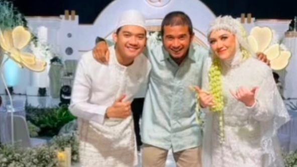 Resmi Menikah dengan Gilga Sahid, Happy Asmara Tampil Anggun Pakai Kerudung