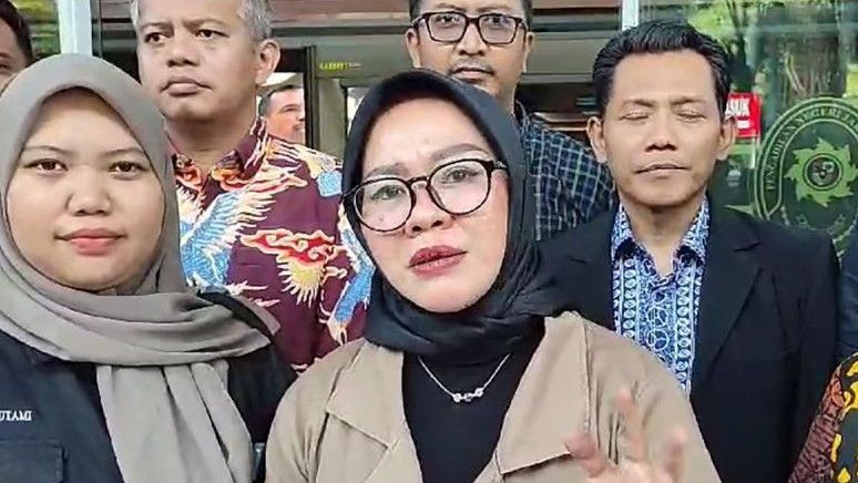 Belasan Warga Banyumas Gugat Anwar Usman di PN Jakarta Pusat, Desak Mundur dari Hakim Konstitusi