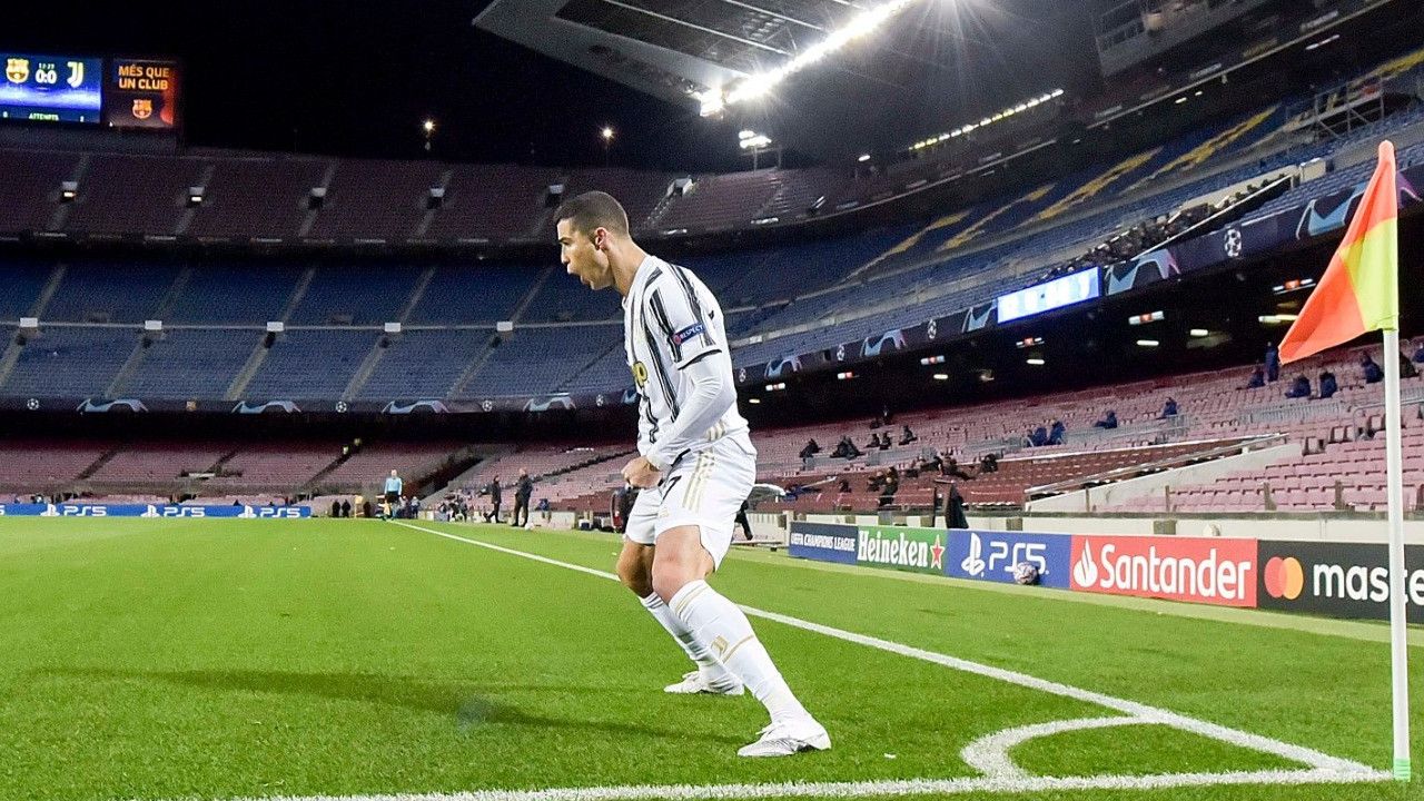 Gusur Posisi Barcelona, Ronaldo Bawa Juventus Juara Grup
