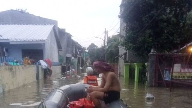 50 RT di DKI Jakarta Terendam Banjir Pagi Ini, Tinggi Air Capai 2,2 Meter