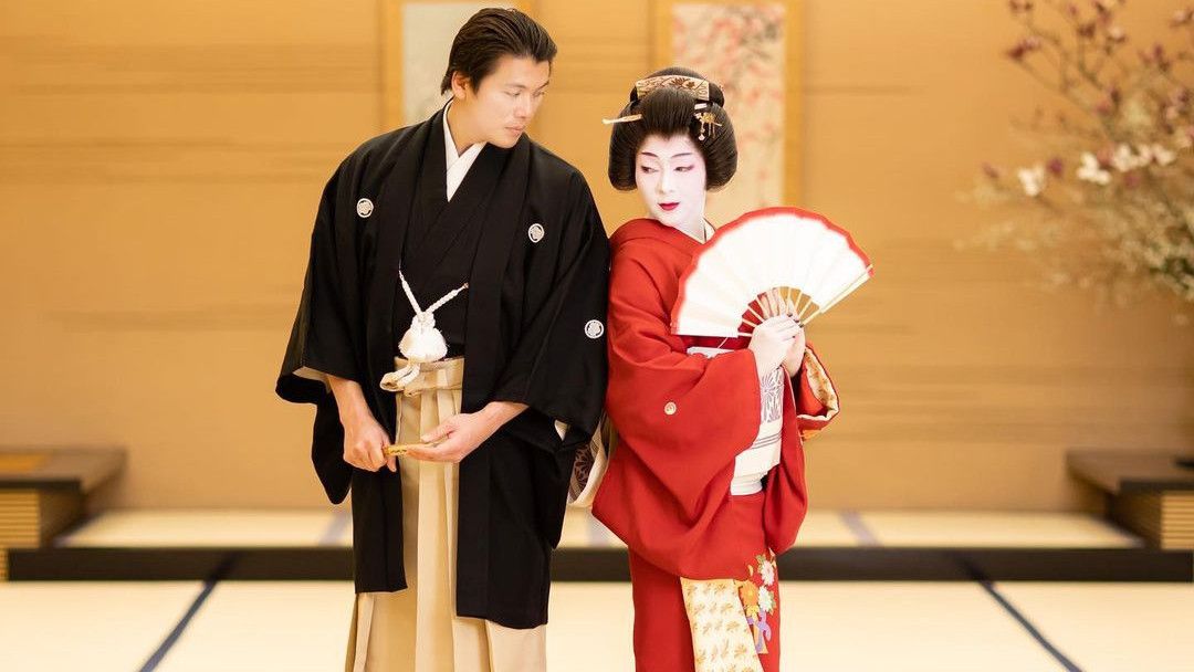 Syahrini Bikin Pangling Dandan ala Geisha, Wanita 'Penghibur' Jepang yang Lekat dengan Kehidupan PSK