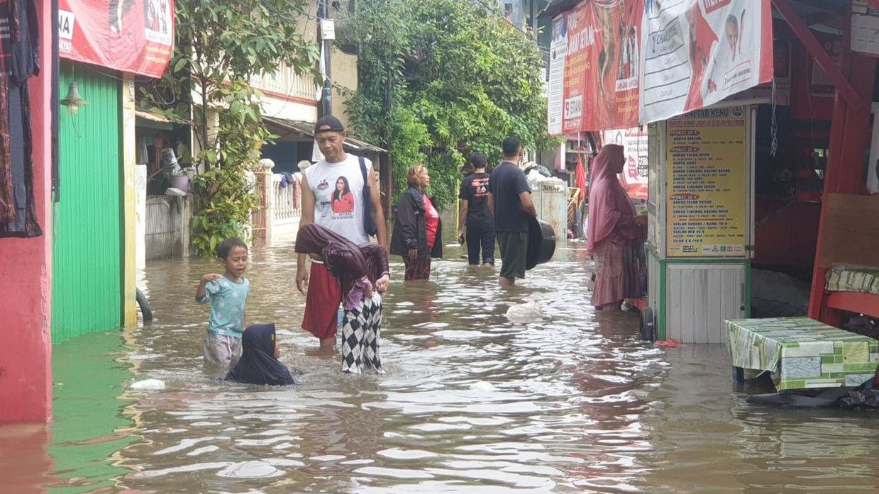 20 RT dan 11 Jalan di Jakarta Masih Terendam Banjir Sore Hari Ini
