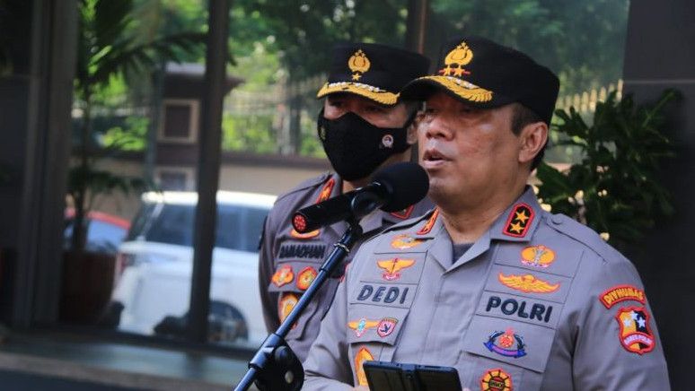 Densus Tangkap 11 Terduga Teroris di Sumatera, Sita Pedang hingga Busur Panah