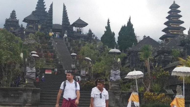 Meski Negaranya Berperang, Sandiaga Pastikan Wisman Rusia dan Ukraina Tetap Bisa Berwisata ke Bali
