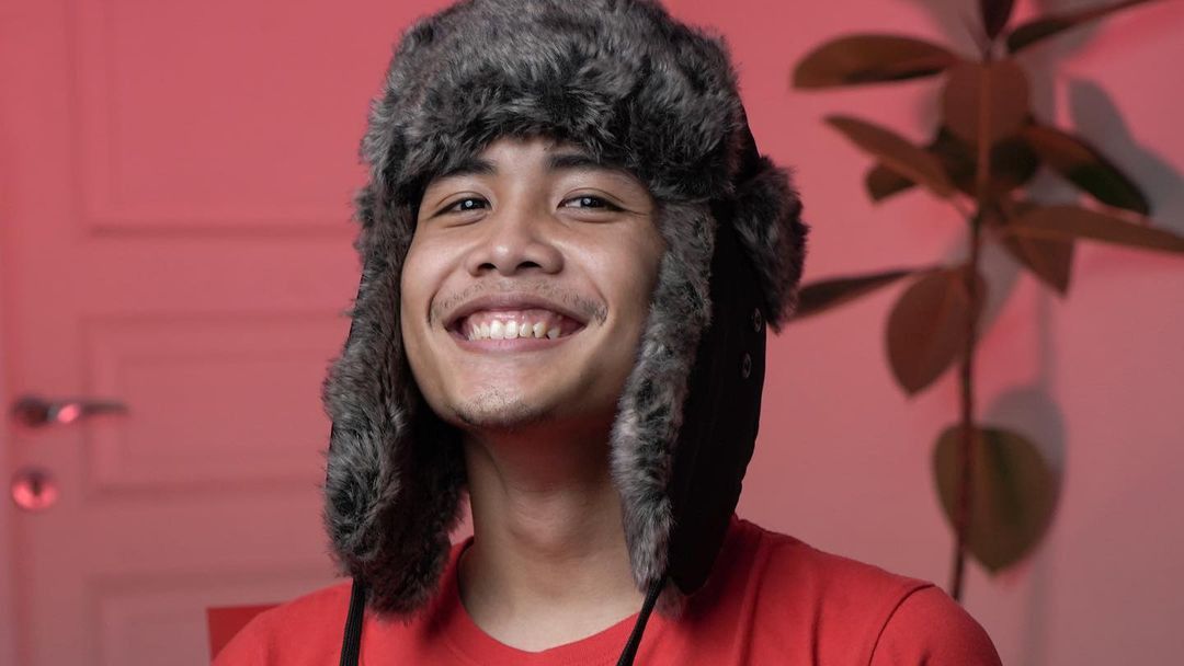 DPRD Tangerang Bakal Pakai Bahan Louis Vuitton untuk Baju Dinas, Bintang Emon: Waktu Kampanye Cuma Ngasih Baju Kaya Saringan Tahu!