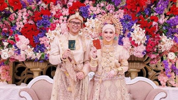 Pasangan di Makassar Ini Viral Usai Panggil Starbucks Jadi Vendor dalam Resepsi Nikahannya