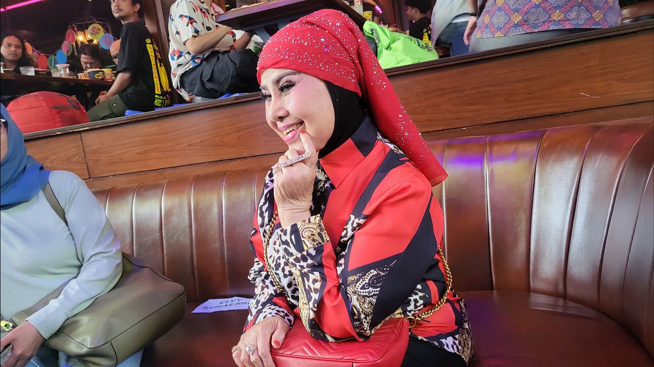 Elvy Sukaesih Siap Suguhkan Penampilan Spesial di Synchronize Fest 2025