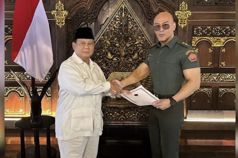 Komisi I DPR Sebut Deddy Corbuzier Langgar Disiplin Militer Buntut Ancam Siswa yang Keluhkan Makan Bergizi Gratis