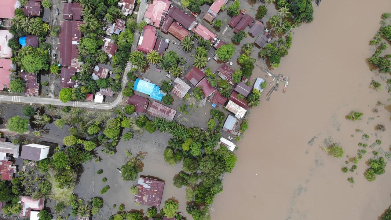 Awas Cuaca Ekstrem, Warga di 12 Provinsi Ini Diminta Waspada Potensi Banjir Bandang