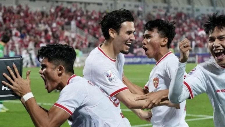 Timnas Lolos ke Semifinal AFC, Jokowi: Sangat Bersejarah, Prestasi Luar Biasa