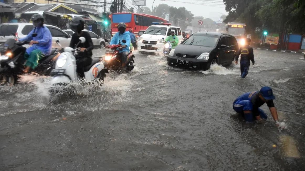15 RT dan Satu Ruas Jalan di Jakarta Banjir Malam Ini