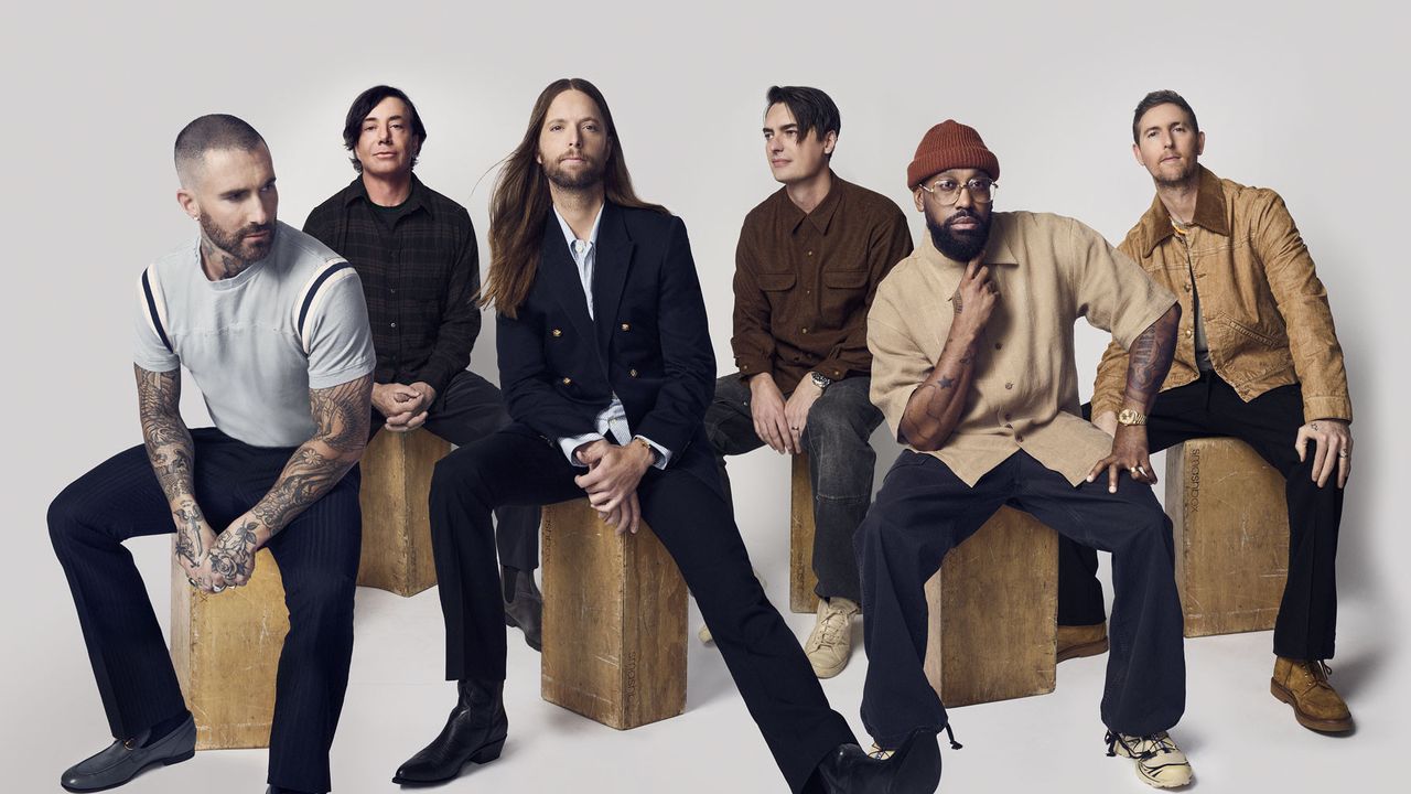 Maroon 5 Konser di JIS Tahun Depan, Harga Tiket Mulai Sejutaan