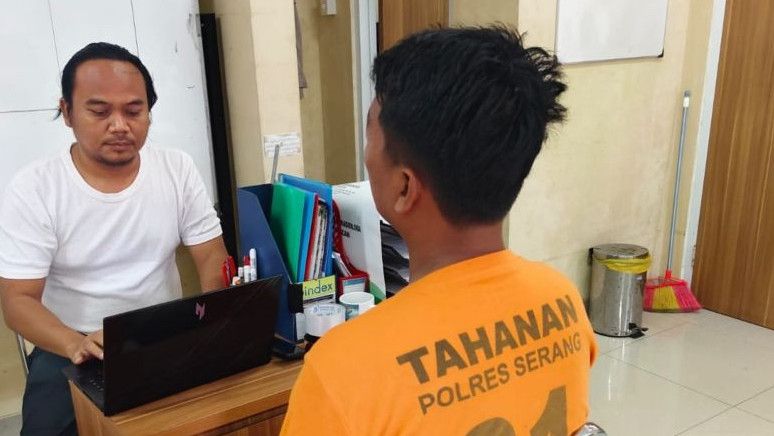 Miris! Guru Honorer SMP di Serang Diduga Cabuli Siswa Laki-laki