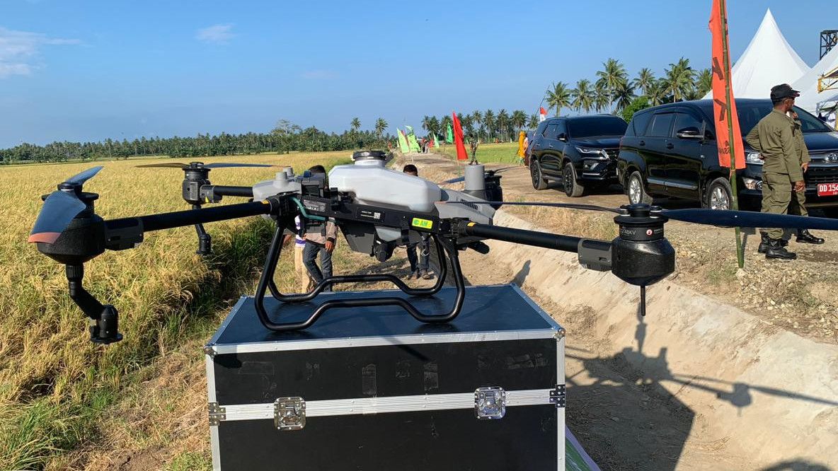 Andalkan Drone, Sulsel Siap Jadi Pilot Project Pertanian Modern di Indonesia