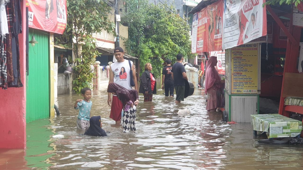 17 RT dan 22 Ruas Jalan di Jakarta Terendam Banjir Pagi Ini