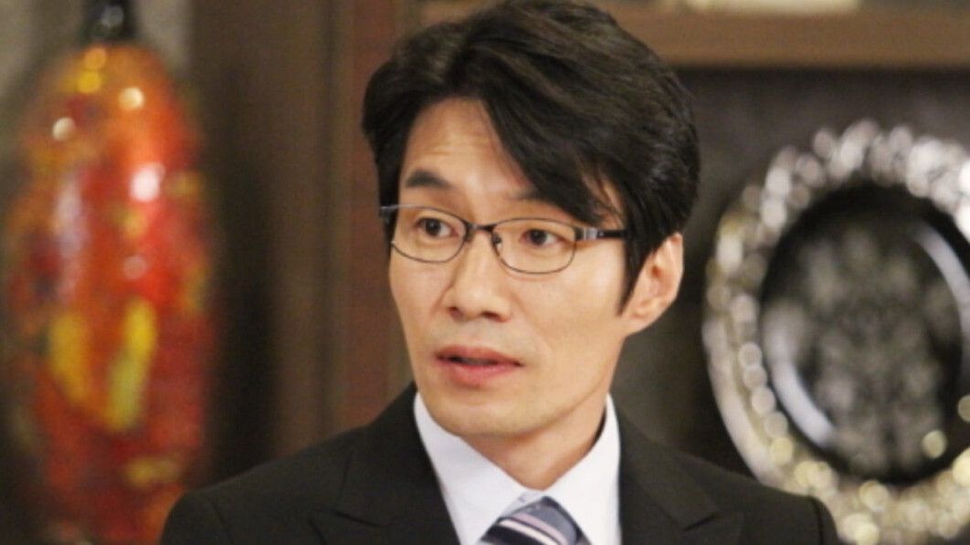 Aktor Song Young Kyu Ditemukan Tewas di dalam Mobil, Diduga Depresi Akibat Kasus DUI