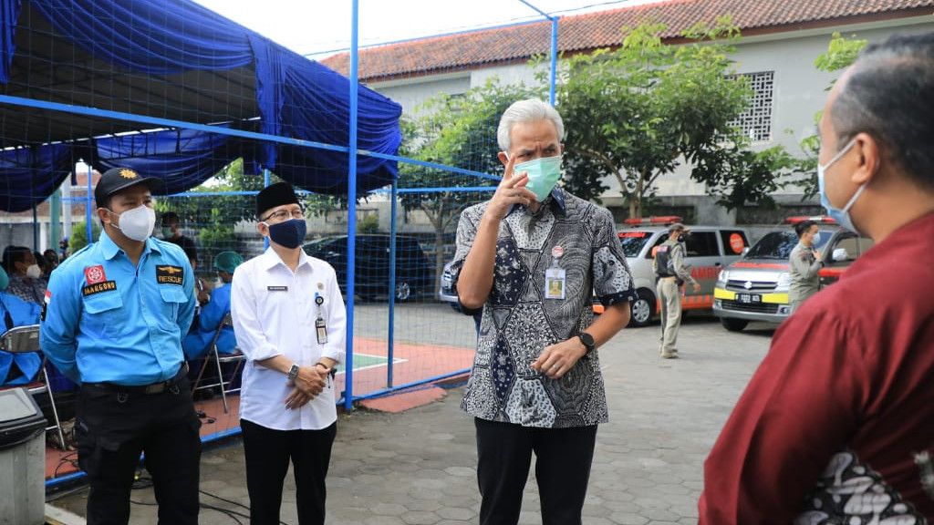 Kisruh Logo TNI di Kantor Walkot Magelang, Ganjar: Dipakai Dulu, Tidak Ada Upaya Ambil Alih