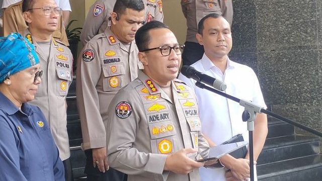 Viral Polisi Tangkap Pendemo di Tempat Makan, Polda Metro: Mereka Melawan dan Merusak Fasilitas Umum