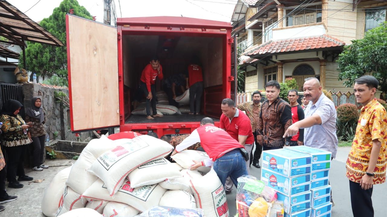 Kemensos Salurkan Bantuan dari Para Dermawan ke Korban Gempa Cianjur