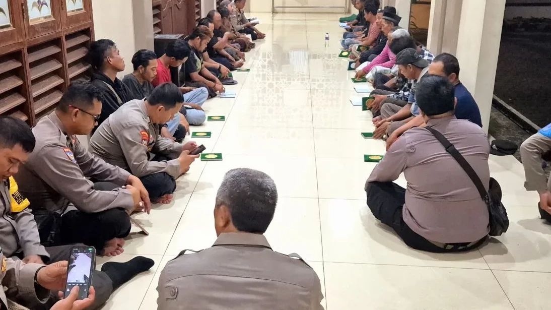 Polres Serang Tangkap 23 Pelaku Pungli di Area Industri, Dibina di Masjid Setempat