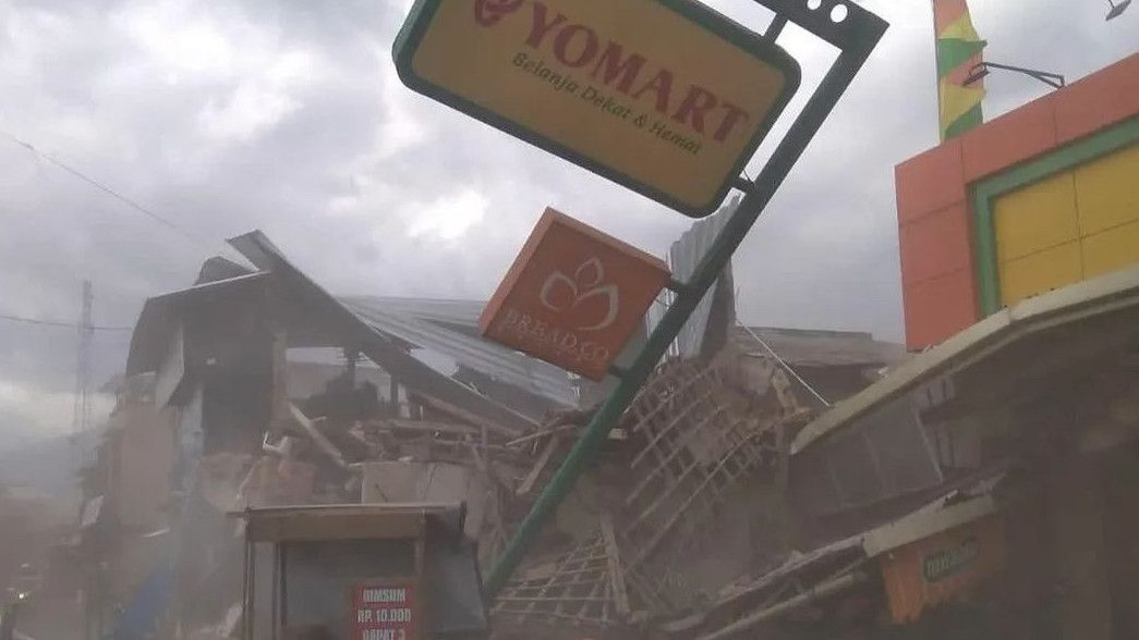 2 Warga Cianjur Meninggal Dunia dan Sejumlah Bangunan Rusak Akibat Gempa M 5,6