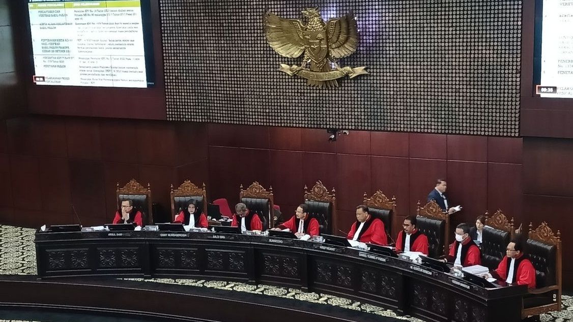Ketua MK Tegur Ketua KPU Hasyim Asy'ari karena Telat Hadiri Sidang Sengketa Hasil Pilpres 2024