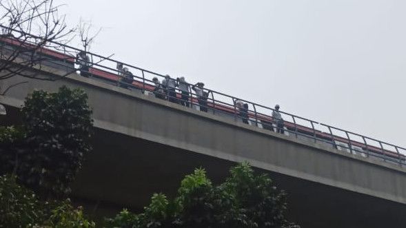 Rangkaian LRT Tabrakan Di Cibubur Saat Uji Coba, Tim Damkar: Ternyata Kosongan, Tidak Ada Korban Jiwa