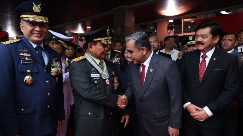 Prabowo Dapat Jenderal Kehormatan dari Jokowi, Gerindra: Kami Bangga