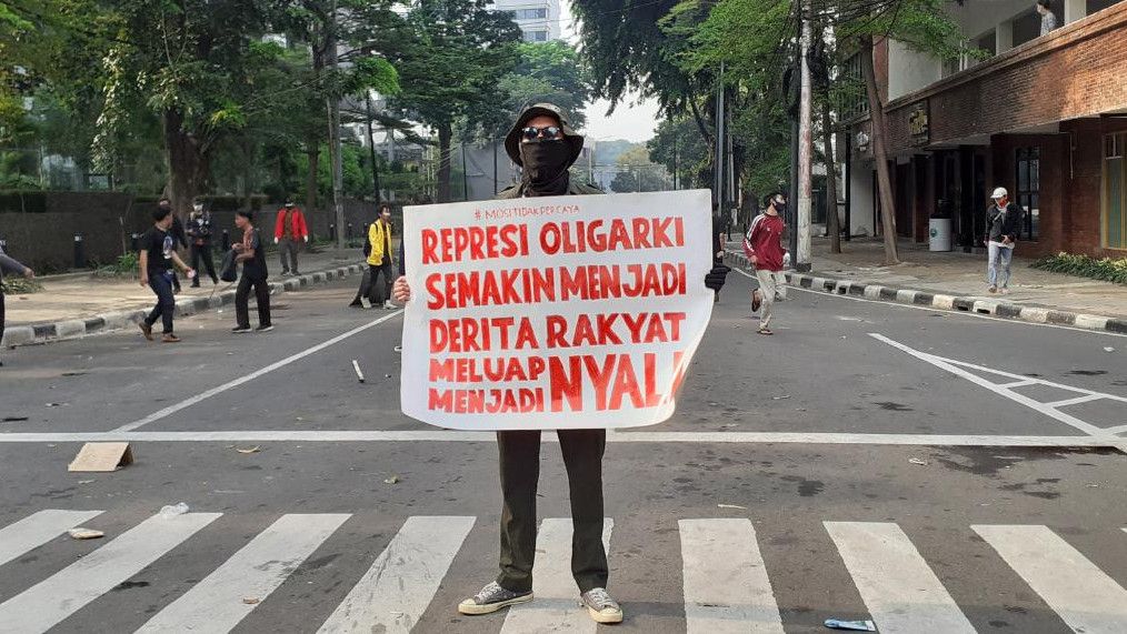 Aksi Tolak UU Cipta Kerja Masih Berlanjut, BEM SI Gelar Demo Siang Ini di Istana Negara