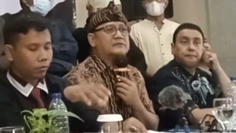 Azam Khan Salahkan Edy Mulyadi Soal Pernyataan 'Hanya Monyet yang Pindah ke Kalimantan', Guntur Romli: Tak UsaH Saling Menyalahkan