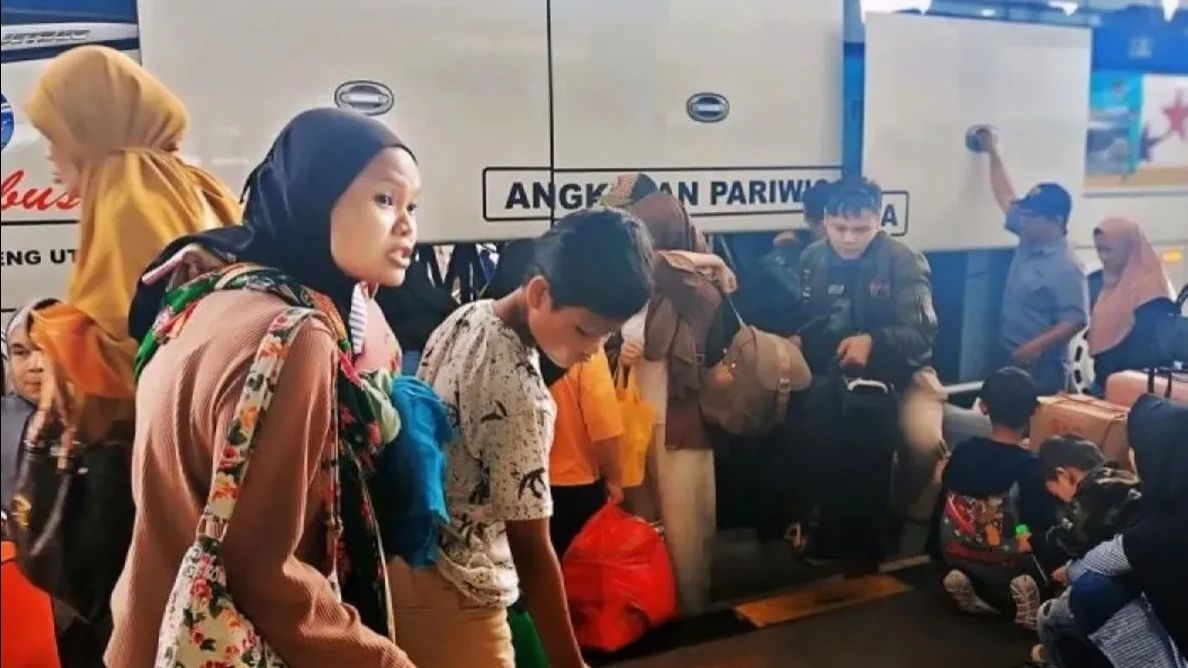 Lebih dari 1.000 Pendatang Baru Tiba di Jakarta usai Arus Balik Lebaran 2024