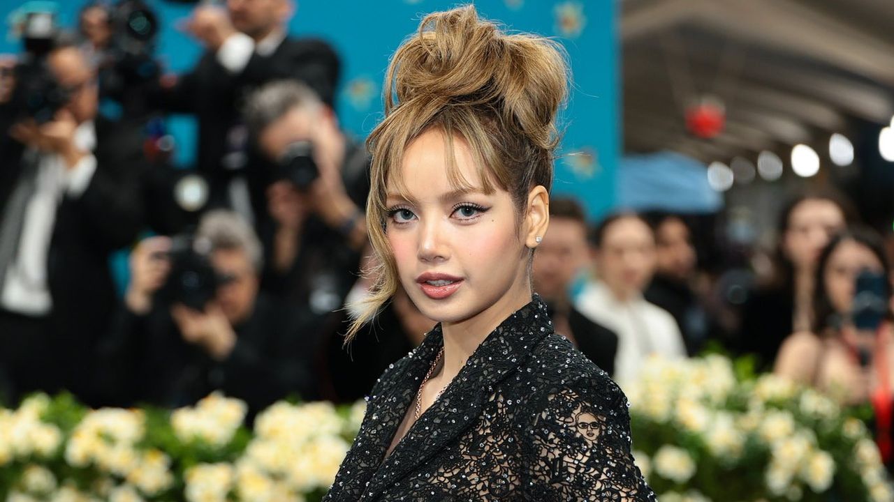 Lisa BLACKPINK Jadi Panitia Met Gala 2026, Sejajar dengan Sabrina Carpenter hingga Sam Smith