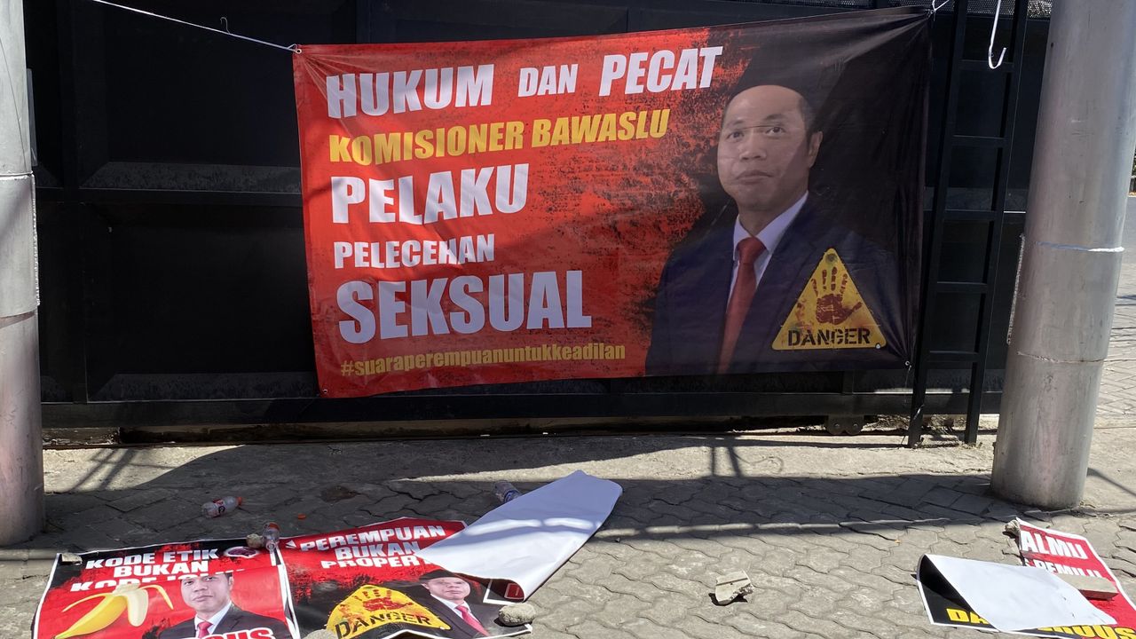 Komisioner Bawaslu Surabaya Disidang atas Dugaan Pelecehan ke Anggota PPK