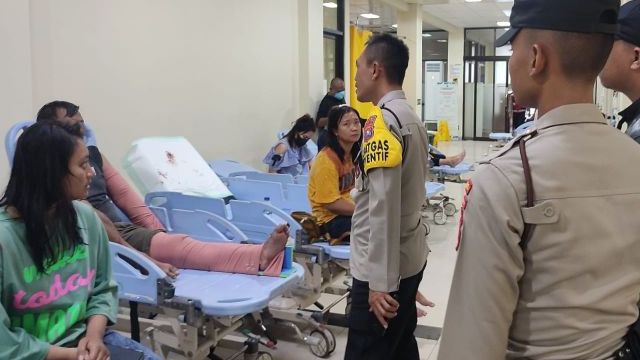 Sembilan Warga di Blitar Terluka Usai Ditimpa Pohon Tumbang, Memilukan