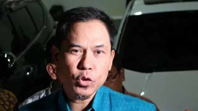 Jaksa Ungkap Munarman Pernah Berbaiat Kepada ISIS, Denny Siregar: Hih... Ngeri...